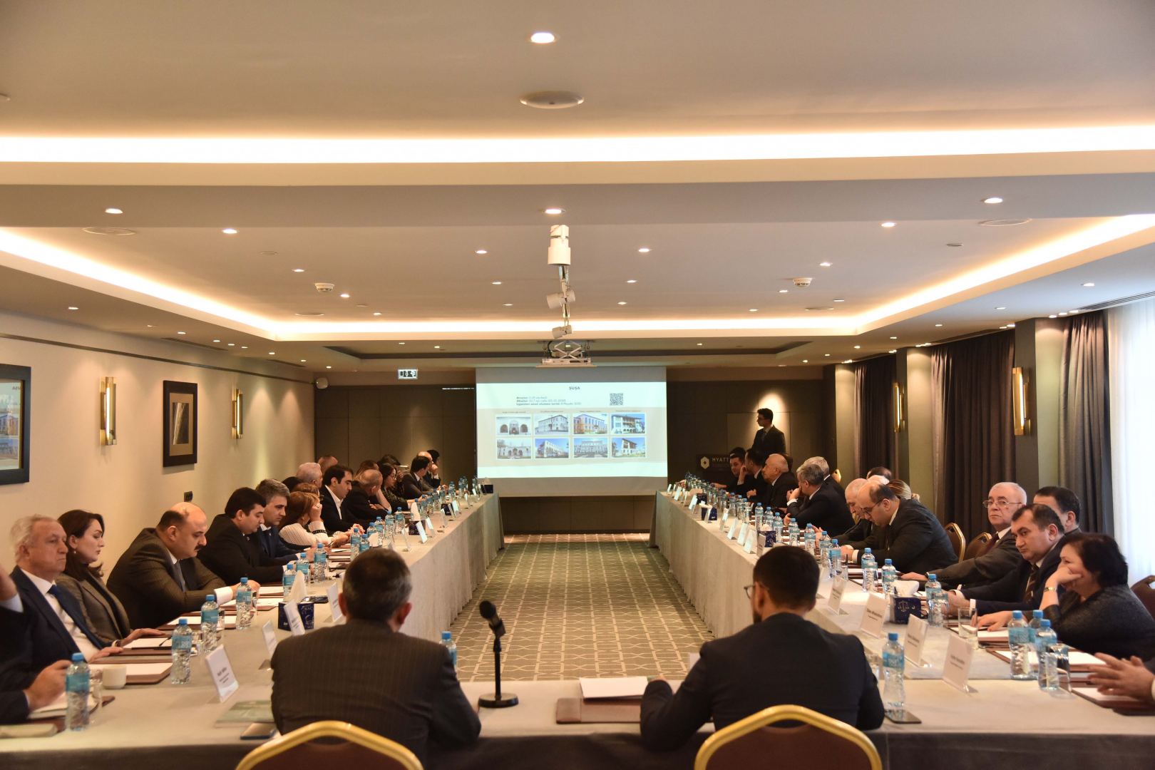 Qarabağ Dirçəliş Fonduna ianə edən Vəkillər Kollegiyasının üzvlərinə ianə sertifikatları təqdim edilib (FOTO)