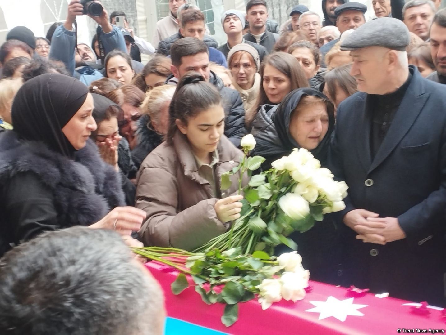 Şəhid Orxan Əsgərovun nəşi yaşadığı evə gətirilib (FOTO)