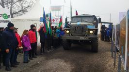 Sülməramlılara aid daha dörd avtomobil Laçın yolundan keçib (FOTO)