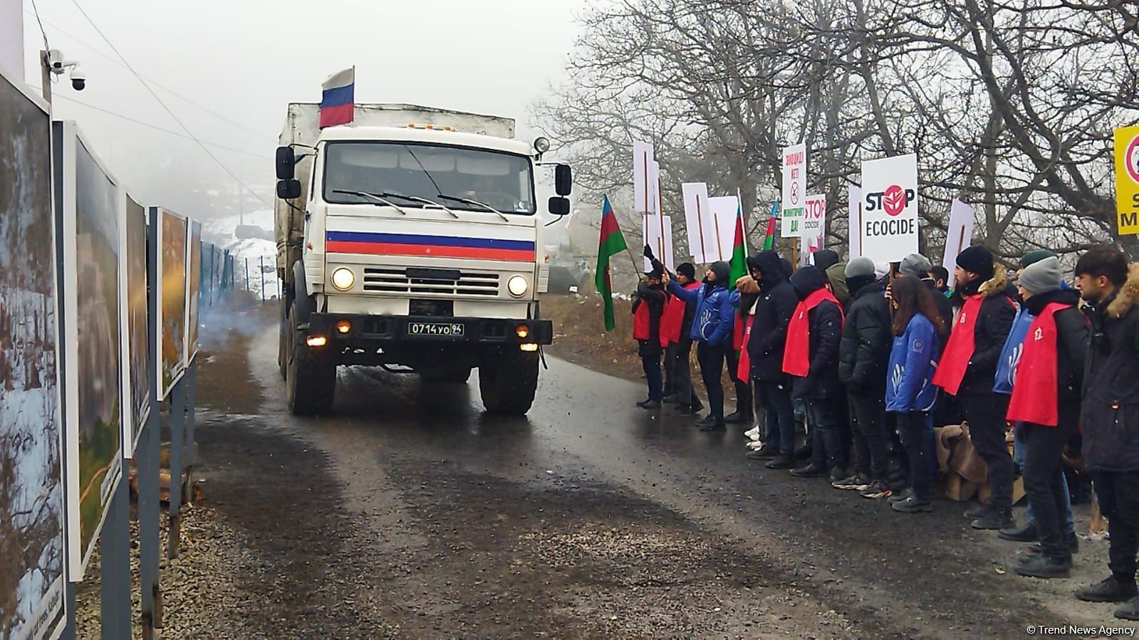 Laçın yolundan sülməramlılara aid növbəti avtomobil karvanı keçib (FOTO)