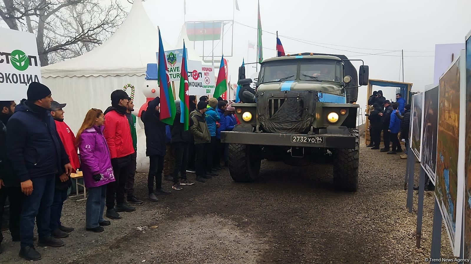 Sülməramlılara aid daha dörd avtomobil Laçın yolundan keçib (FOTO)