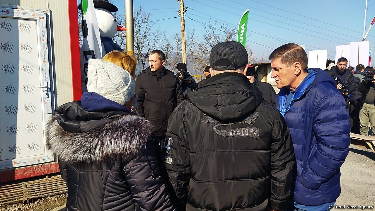 Azərbaycanın Rus İcmasının və Rus Gəncləri Assosiasiyasının üzvləri Laçın yolunda ekofəallara qoşulublar (FOTO)