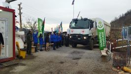 BQXK-ya məxsus avtomobillər yenidən Laçın yolundan keçib (FOTO)