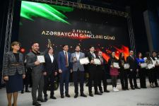 Gənclər paytaxtının simvolik açarı Mingəçevir şəhərinə təqdim edilib (FOTO)
