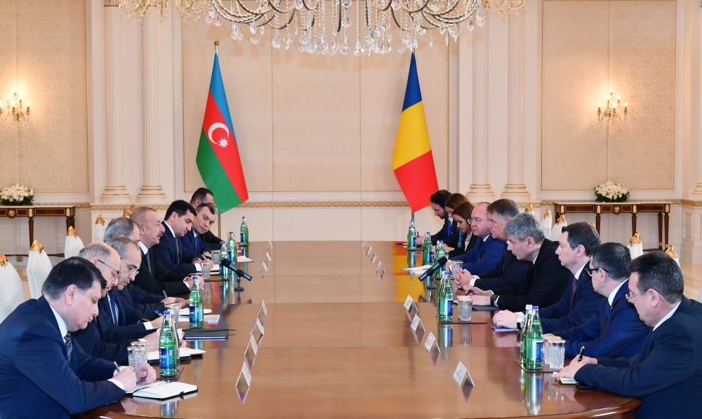 Azərbaycan və Rumıniya prezidentlərinin geniş tərkibdə görüşü olub (FOTO/VİDEO) (YENİLƏNİB)