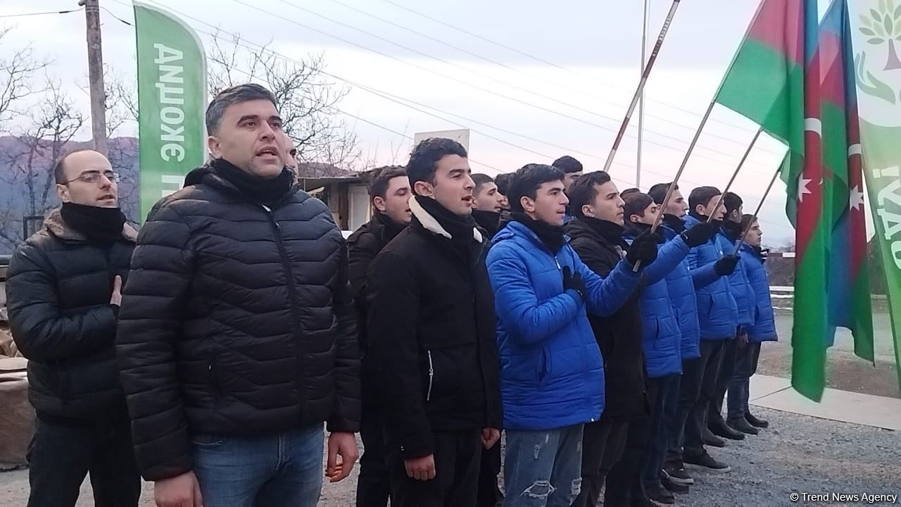 Laçın-Xankəndi yolunda etirazlar 53 gündür davam edir (FOTO)