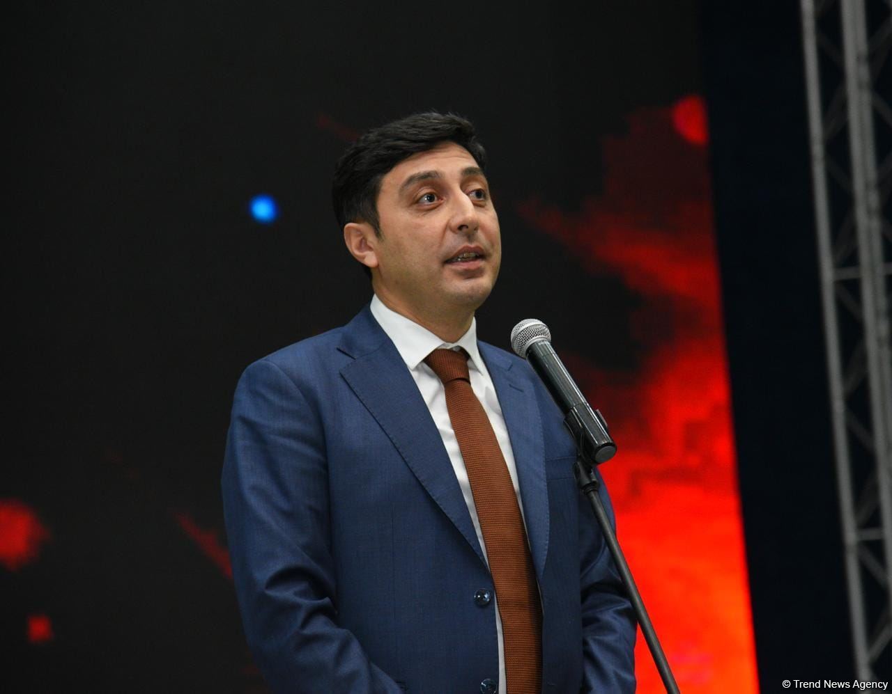 Gənclər paytaxtının simvolik açarı Mingəçevir şəhərinə təqdim edilib (FOTO)