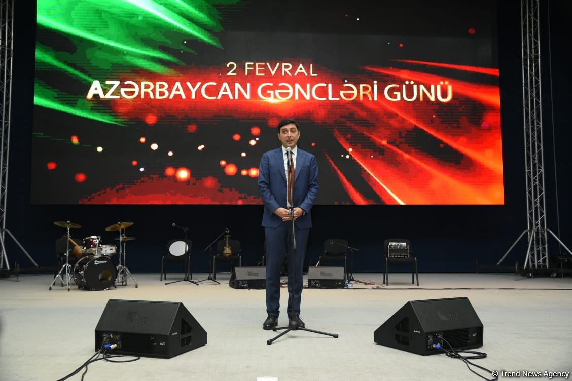 Gənclər paytaxtının simvolik açarı Mingəçevir şəhərinə təqdim edilib (FOTO)