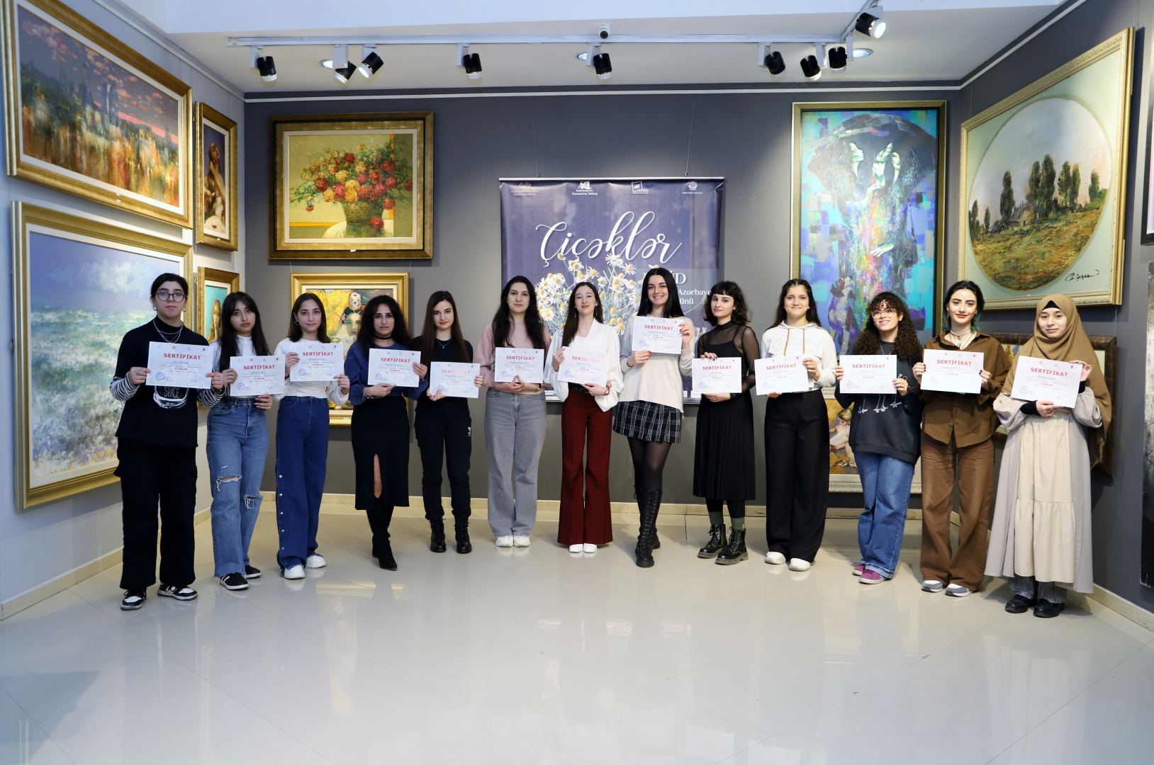 Gənclər Gününə həsr olunan “Çiçəklər” etüdü (FOTO)