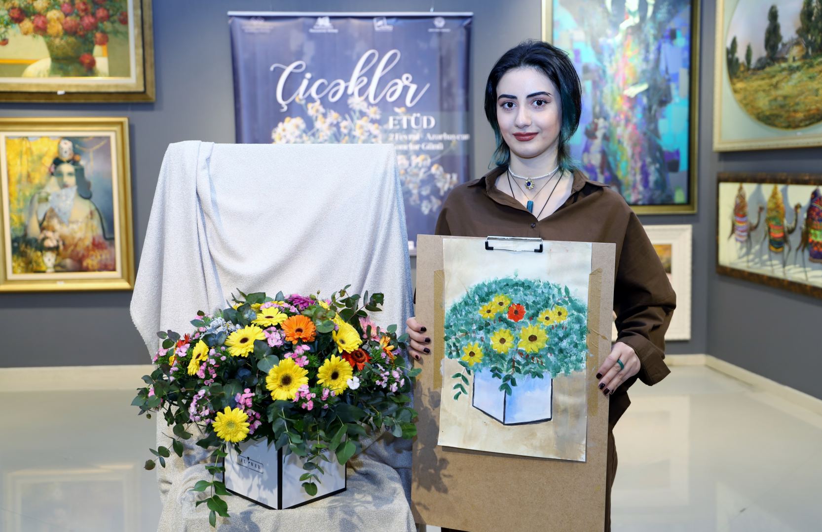 Gənclər Gününə həsr olunan “Çiçəklər” etüdü (FOTO)