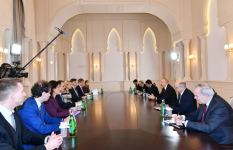 Prezident İlham Əliyev Avropa İttifaqı komissarının başçılıq etdiyi nümayəndə heyətini qəbul edib (FOTO/VİDEO) (YENİLƏNİB)