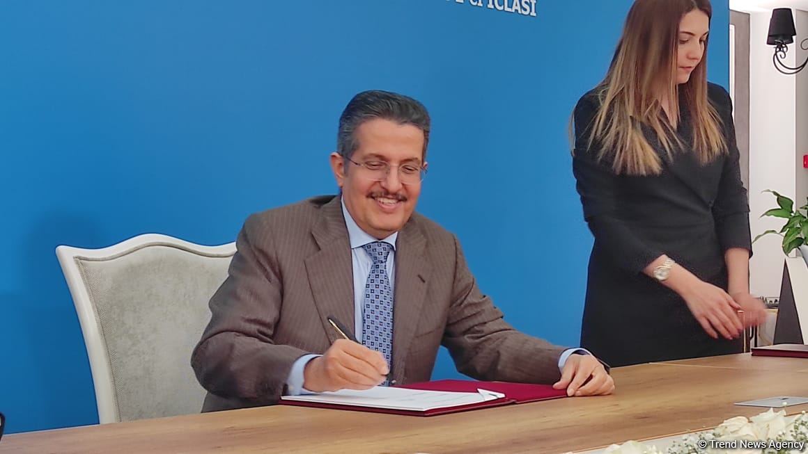 Energetika Nazirliyi və ACWA Power şirkəti arasında əməkdaşlıq sənədləri imzalanıb (FOTO)