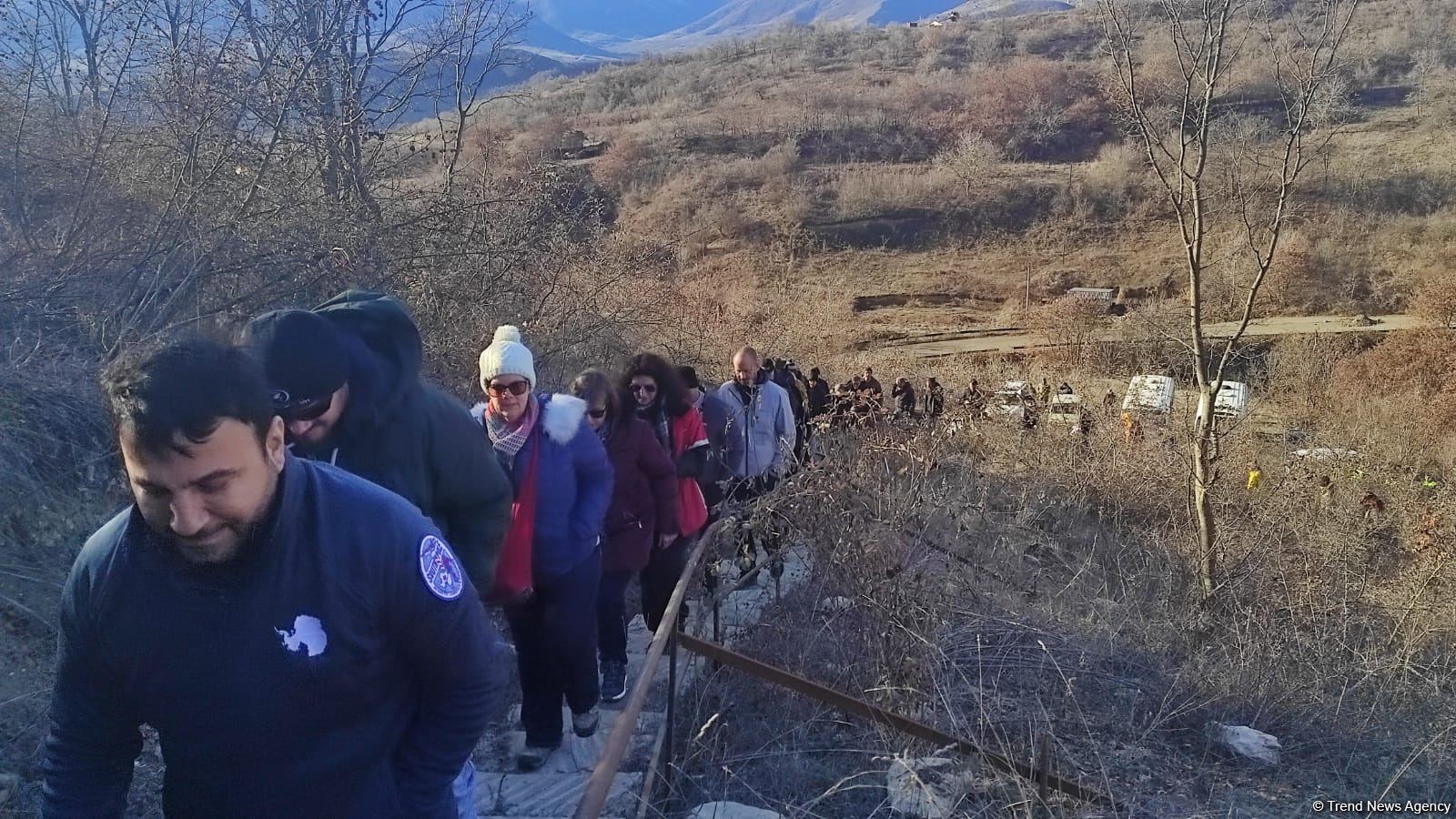 On iki ölkəni təmsil edən beynəlxalq səyahətçilər qrupunun Qarabağ və Şərqi Zəngəzura səfəri başlayıb (FOTO)