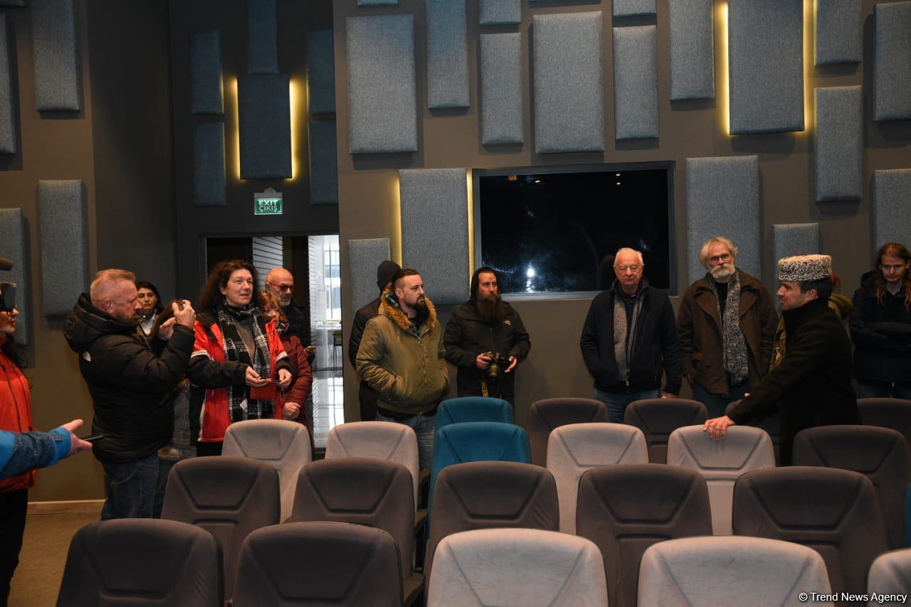 Beynəlxalq səyahətçilər Ağdamda yenidənqurma işlərinin sürətini və miqyasını yüksək dəyərləndirib (FOTO)