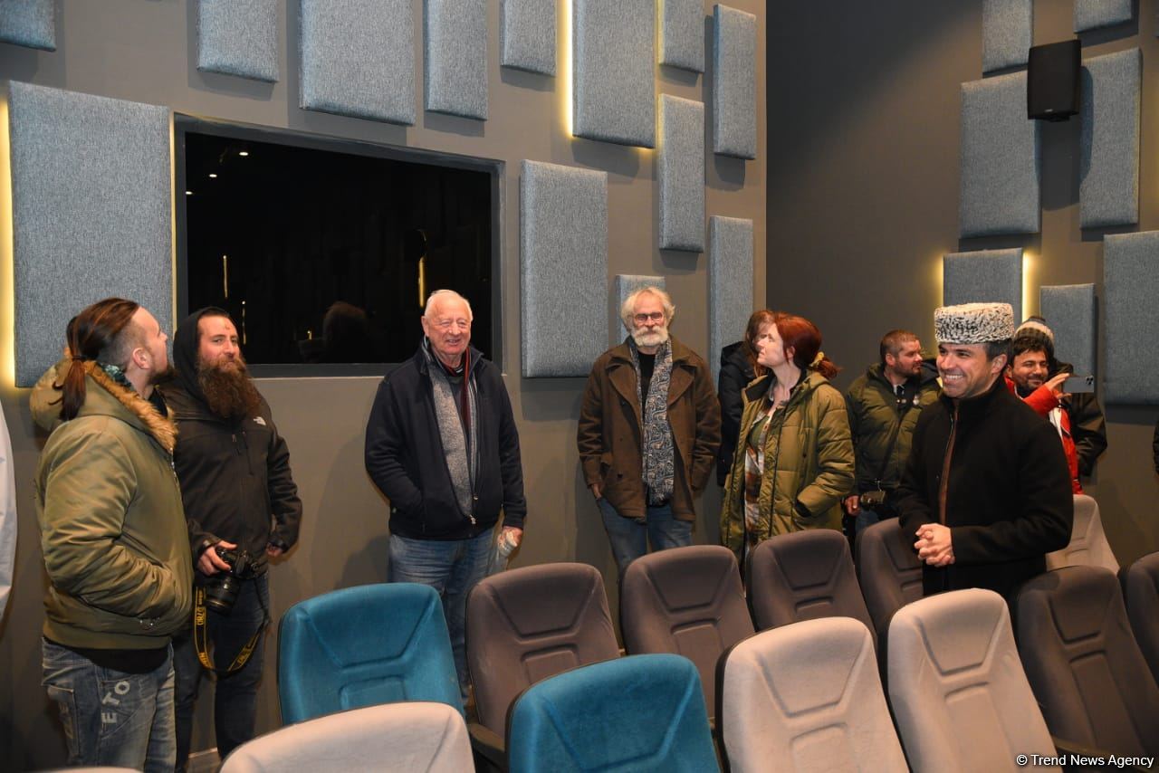 Beynəlxalq səyahətçilər Ağdamda yenidənqurma işlərinin sürətini və miqyasını yüksək dəyərləndirib (FOTO)