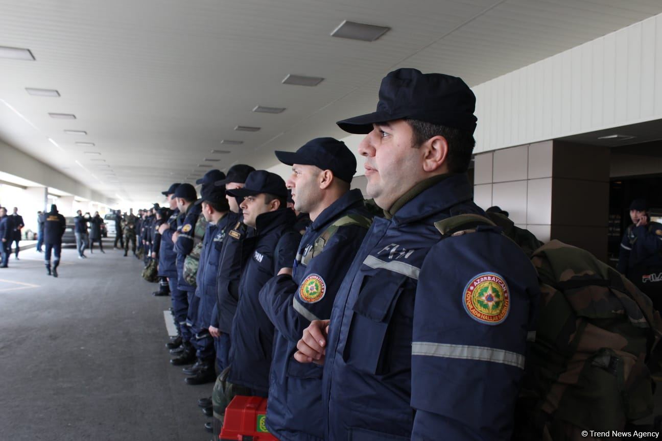 FHN xilasetmə qüvvələri Türkiyəyə yola salınır (FOTO)