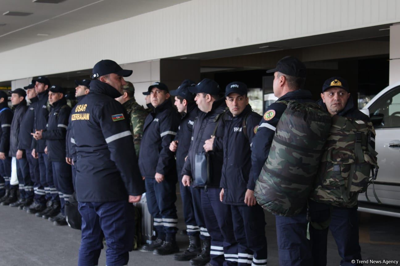 FHN xilasetmə qüvvələri Türkiyəyə yola salınır (FOTO)
