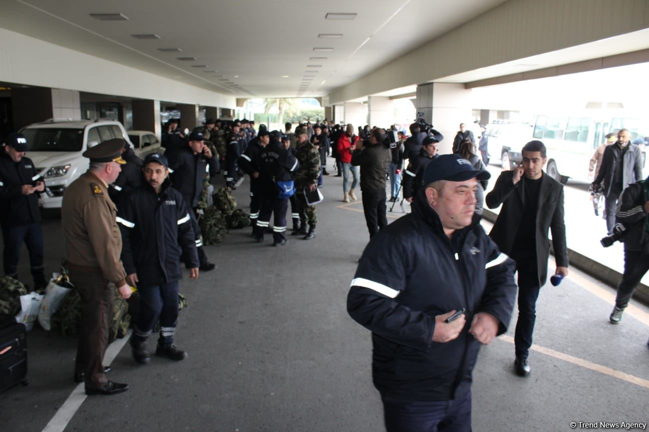 FHN xilasetmə qüvvələri Türkiyəyə yola salınır (FOTO)