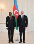 Prezident İlham Əliyev Namibiyanın Azərbaycanda yeni təyin olunan səfirinin etimadnaməsini qəbul edib (FOTO) (YENİLƏNİB)