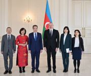 Prezident İlham Əliyev Vyetnamın Azərbaycanda yeni təyin olunan səfirinin etimadnaməsini qəbul edib (FOTO) (YENİLƏNİB)