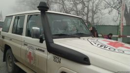 BQXK-ya məxsus avtomobillər Laçın yolundan keçib (FOTO)