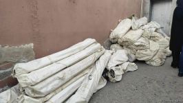 Azərbaycanlılar Türkiyəyə yardım üçün toplama məntəqəsinə axın edirlər (FOTO/VİDEO)