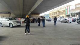 Azərbaycanlılar Türkiyəyə yardım üçün toplama məntəqəsinə axın edirlər (FOTO/VİDEO)