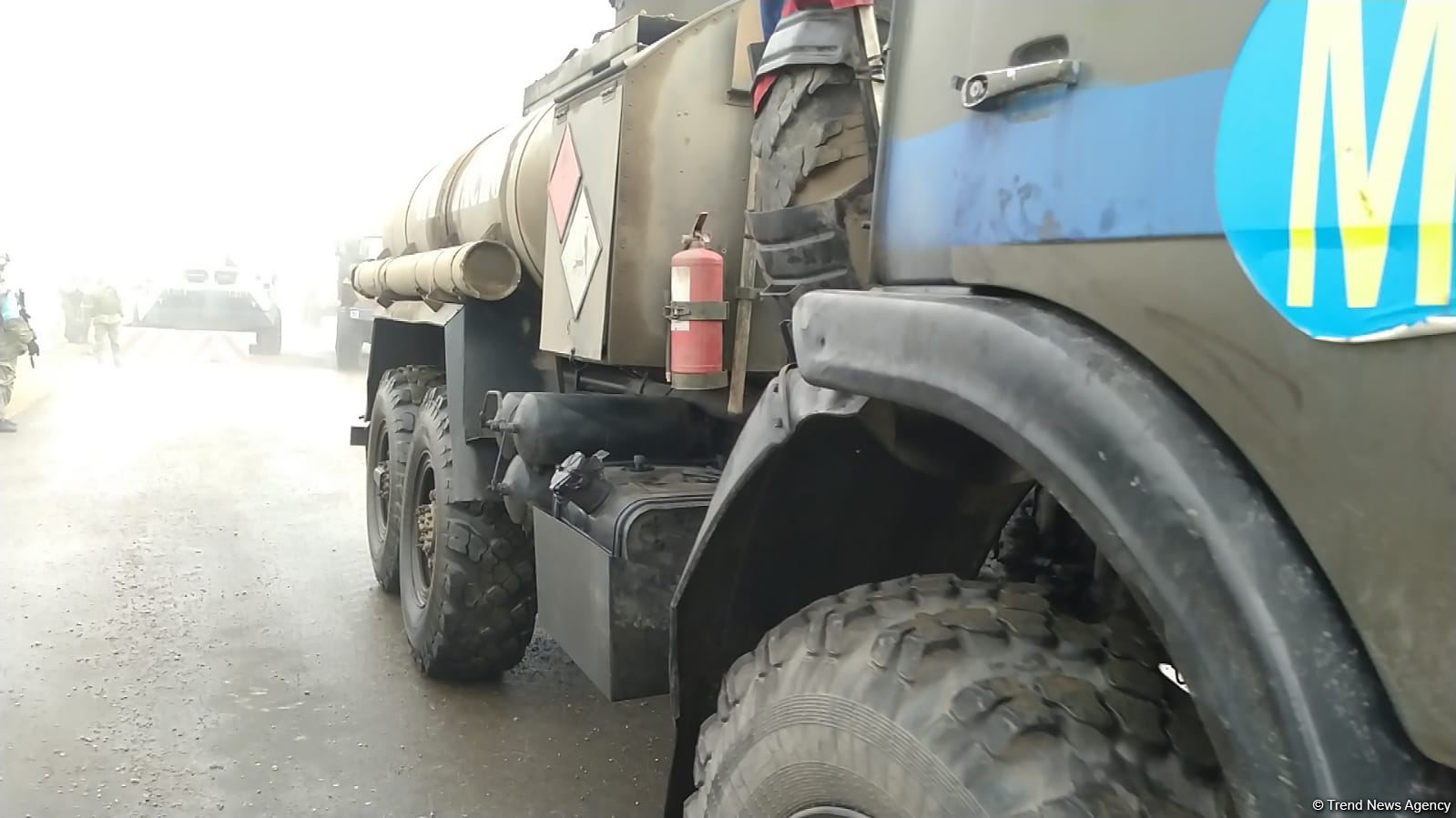 Sülhməramlılara məxsus 14 avtomobilin Laçın yolundan maneəsiz keçidinə şərait yaradılıb (FOTO)
