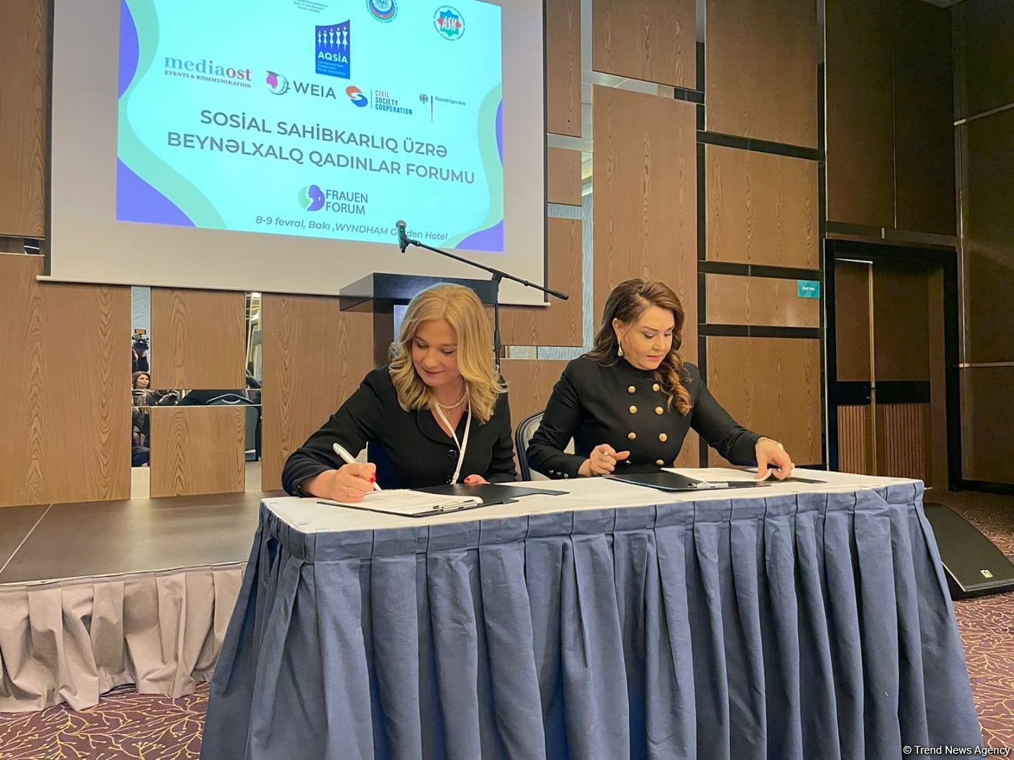 Azərbaycanda Qadın Sahibkarlığının İnkişafı Assosiasiyası və MediaOst memorandum imzalayıb (FOTO)