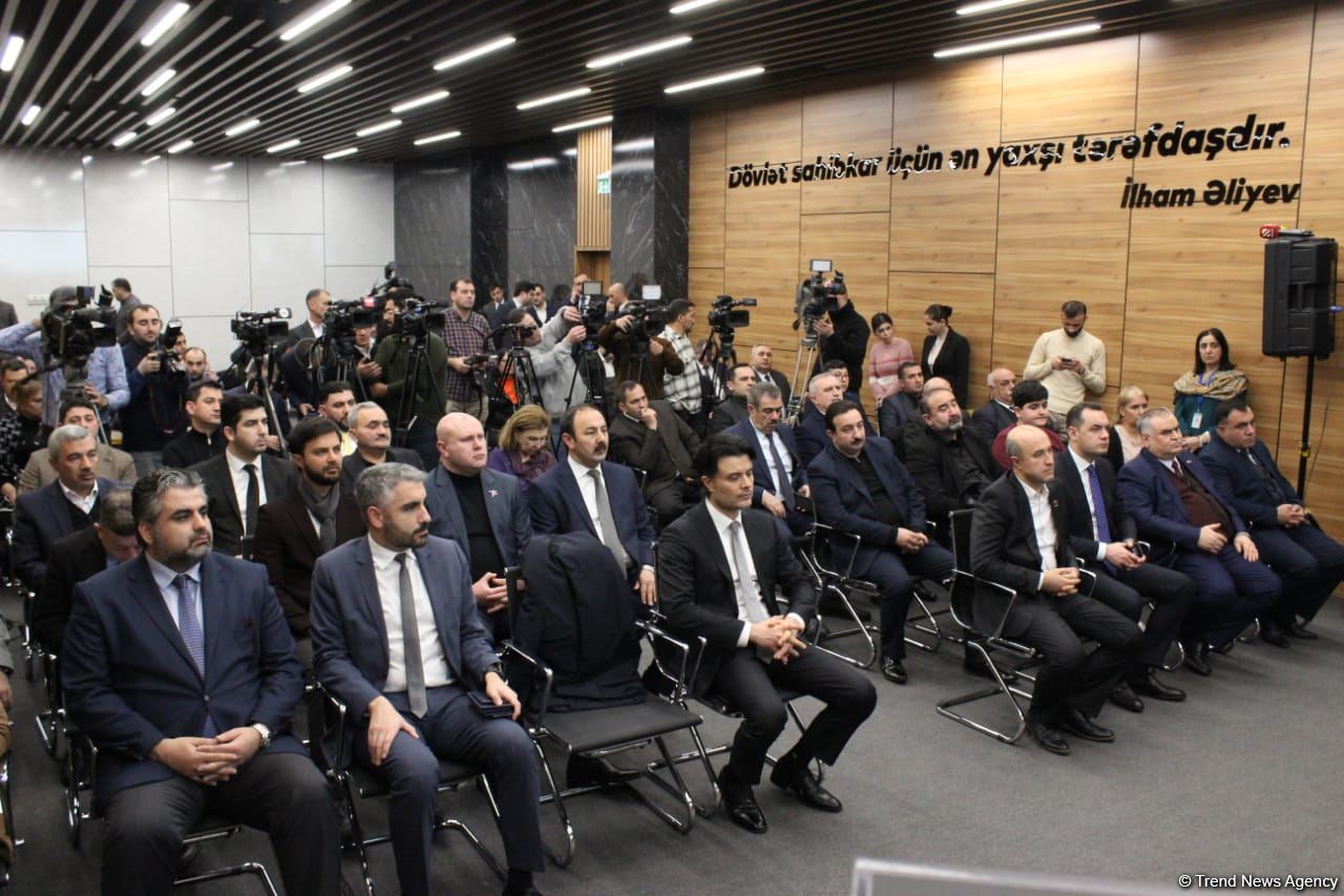 Türkiyəyə dəstək məqsədilə yaradılmış “Qardaş köməyi” platformasının təqdimatı keçirilib (FOTO)