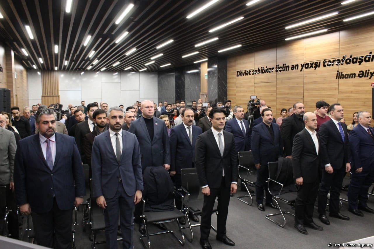 Türkiyəyə dəstək məqsədilə yaradılmış “Qardaş köməyi” platformasının təqdimatı keçirilib (FOTO)