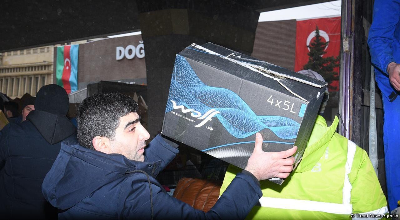 Türkiyə üçün yardım toplanması davam edir - Ünvan dəyişib (FOTO/VİDEO)