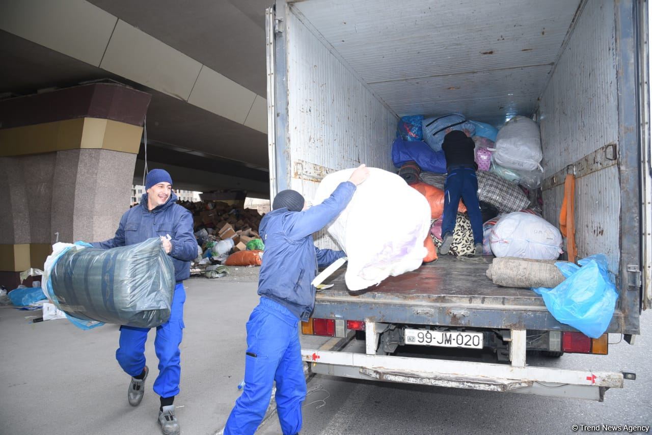 Türkiyə üçün yardım toplanması davam edir - Ünvan dəyişib (FOTO/VİDEO)
