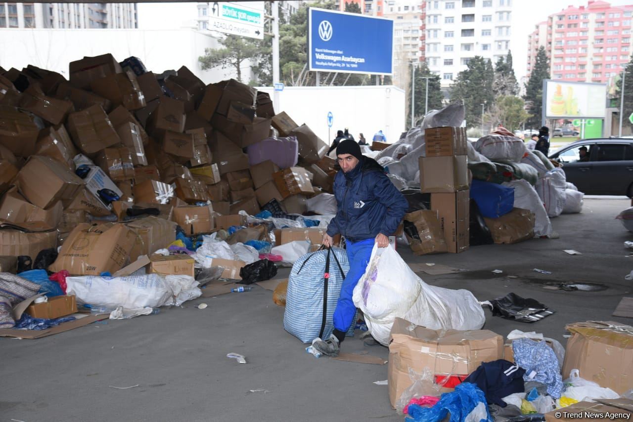 Türkiyə üçün yardım toplanması davam edir - Ünvan dəyişib (FOTO/VİDEO)