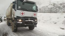 BQXK-ya məxsus avtomobillər Laçın yolundan keçib (FOTO)