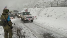 BQXK-ya məxsus avtomobillər Laçın yolundan keçib (FOTO)