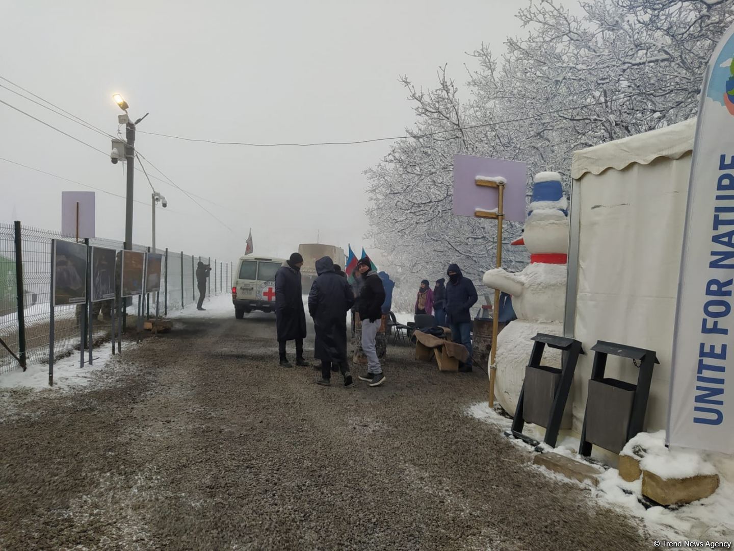 BQXK-ya məxsus avtomobillər Laçın yolundan keçib (FOTO)