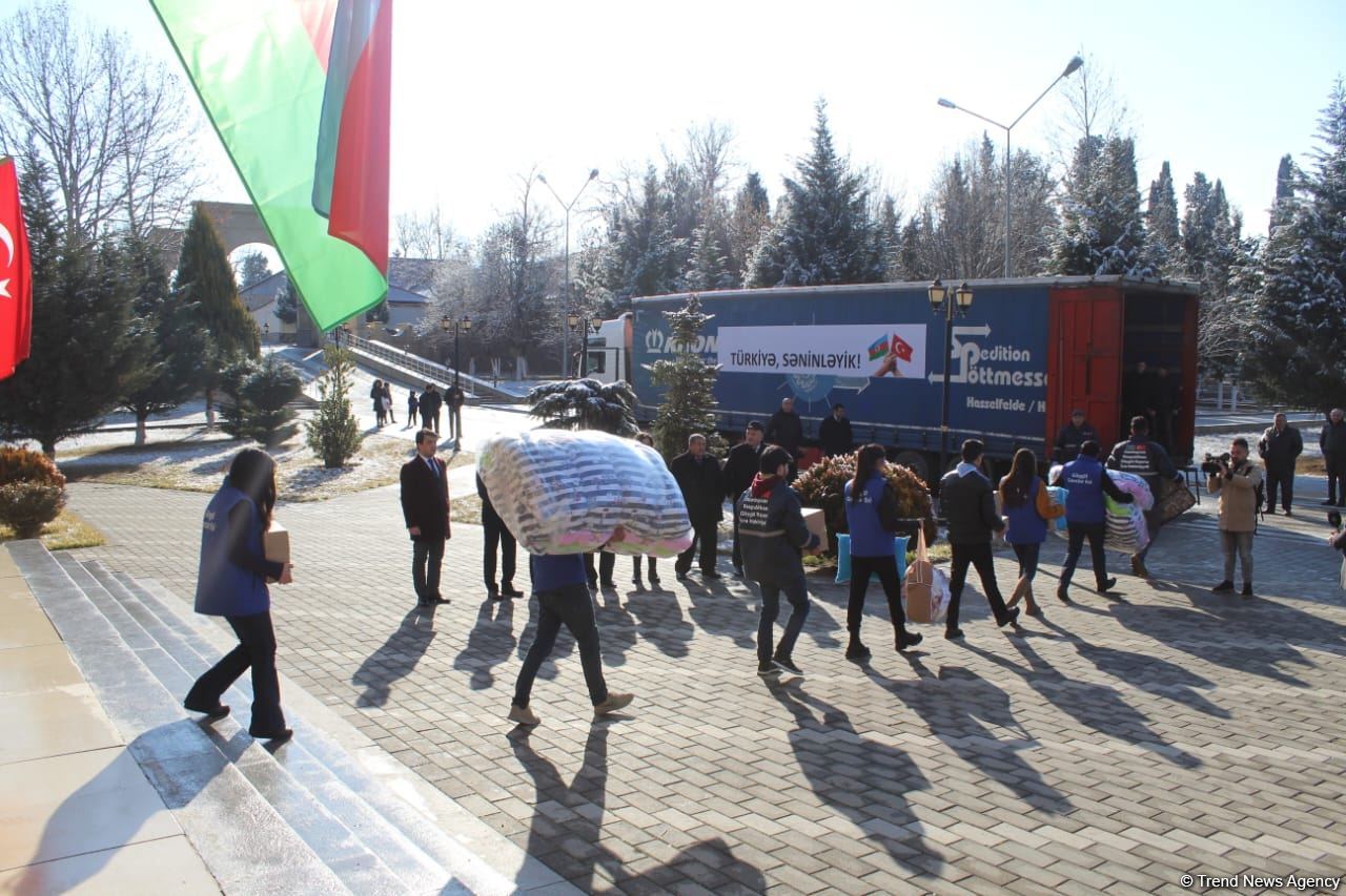 Göygöl rayonu Türkiyəyə yardım göndərib (FOTO)