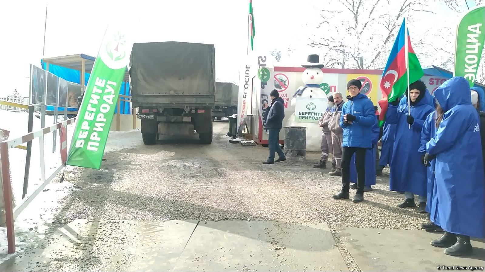 Sülhməramlılara məxsus daha 17 avtomobil karvanı Laçın yolundan maneəsiz keçib (FOTO)