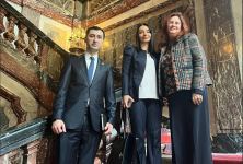 Leyla Abdullayeva İtaliya və Cibutinin Parisdəki səfirləri ilə görüşüb (FOTO)