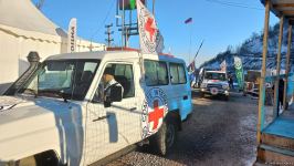 BQXK-ya məxsus 6 avtomobil Laçın yolundan keçib (FOTO)