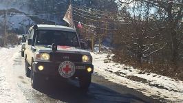 BQXK-ya məxsus 6 avtomobil yenidən Laçın yolundan keçib (FOTO)
