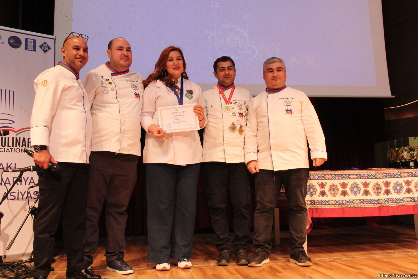 “İllərin sənətkarı” Milli Aşpazlar mükafatına həsr olunmuş “Milli Mətbəxin Muğamı”nın təqdimat mərasimi olub (FOTO)