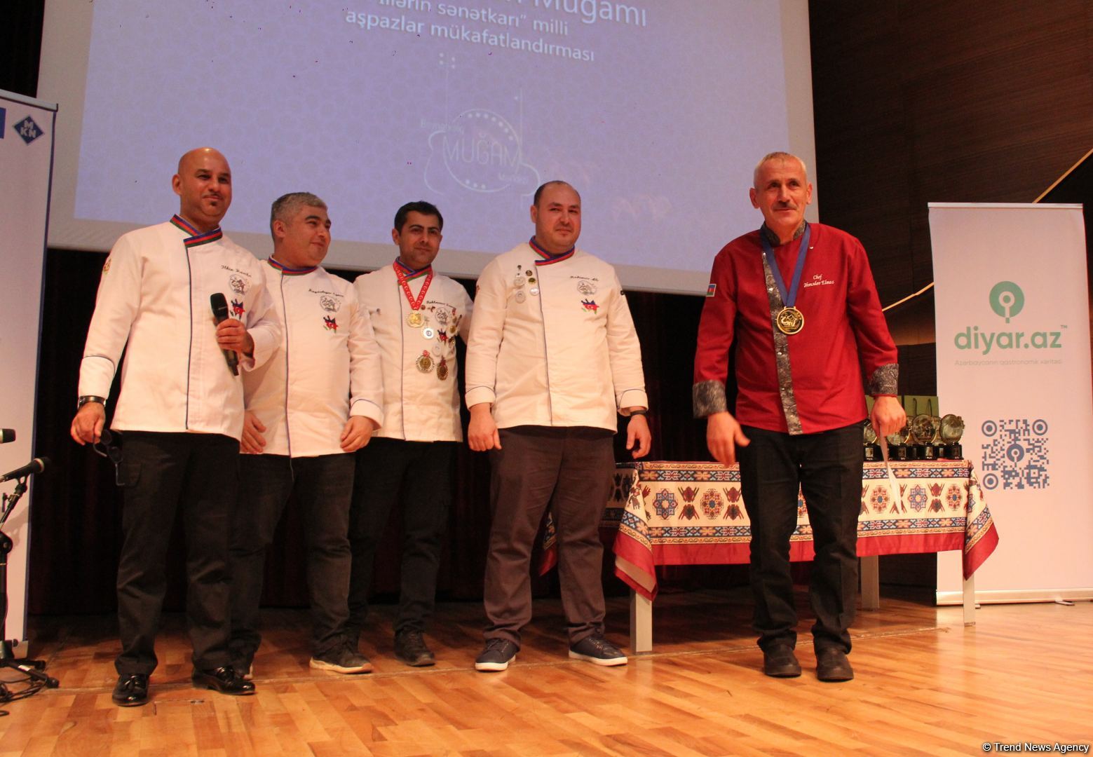 “İllərin sənətkarı” Milli Aşpazlar mükafatına həsr olunmuş “Milli Mətbəxin Muğamı”nın təqdimat mərasimi olub (FOTO)