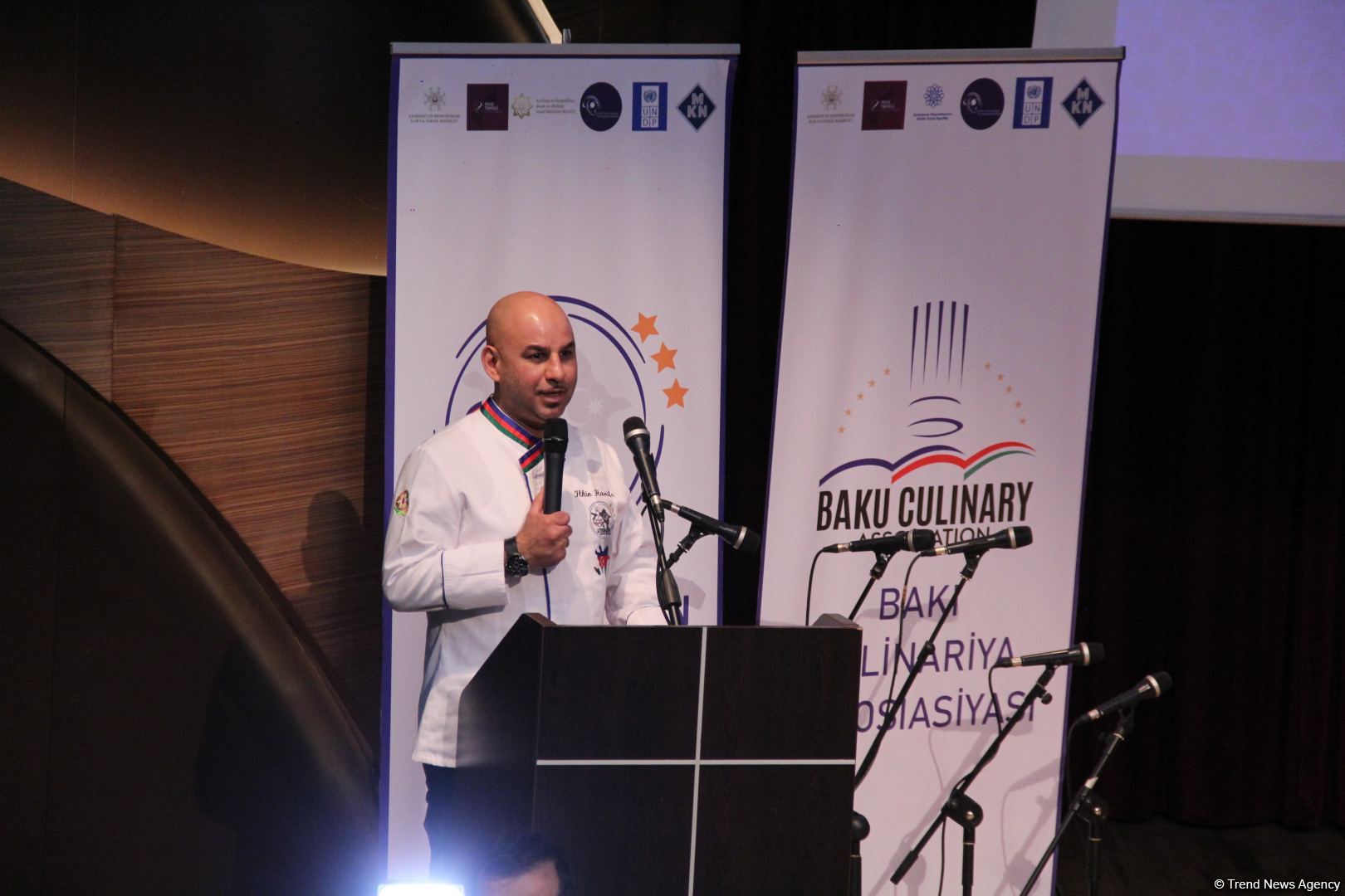 “İllərin sənətkarı” Milli Aşpazlar mükafatına həsr olunmuş “Milli Mətbəxin Muğamı”nın təqdimat mərasimi olub (FOTO)