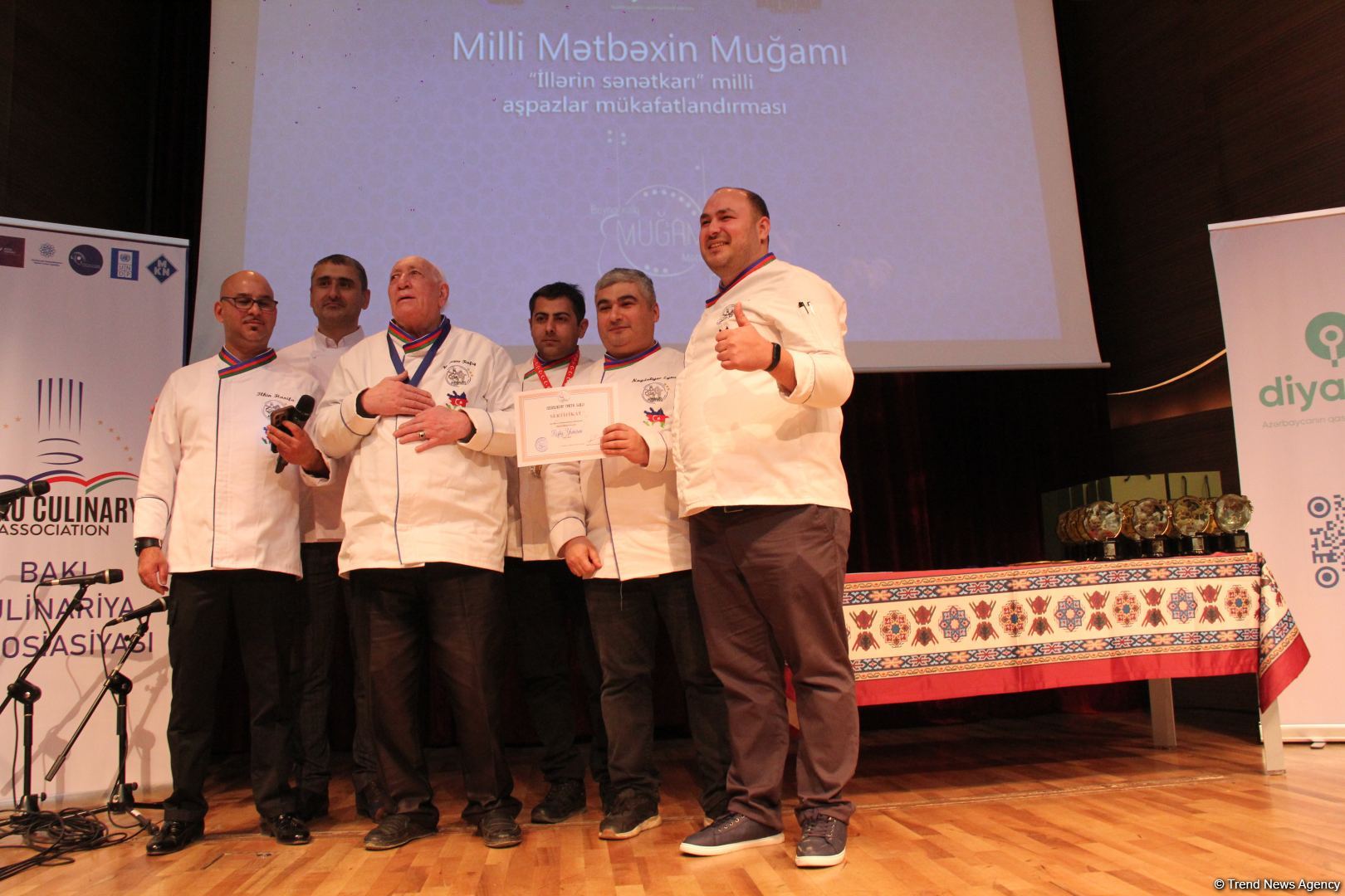 “İllərin sənətkarı” Milli Aşpazlar mükafatına həsr olunmuş “Milli Mətbəxin Muğamı”nın təqdimat mərasimi olub (FOTO)