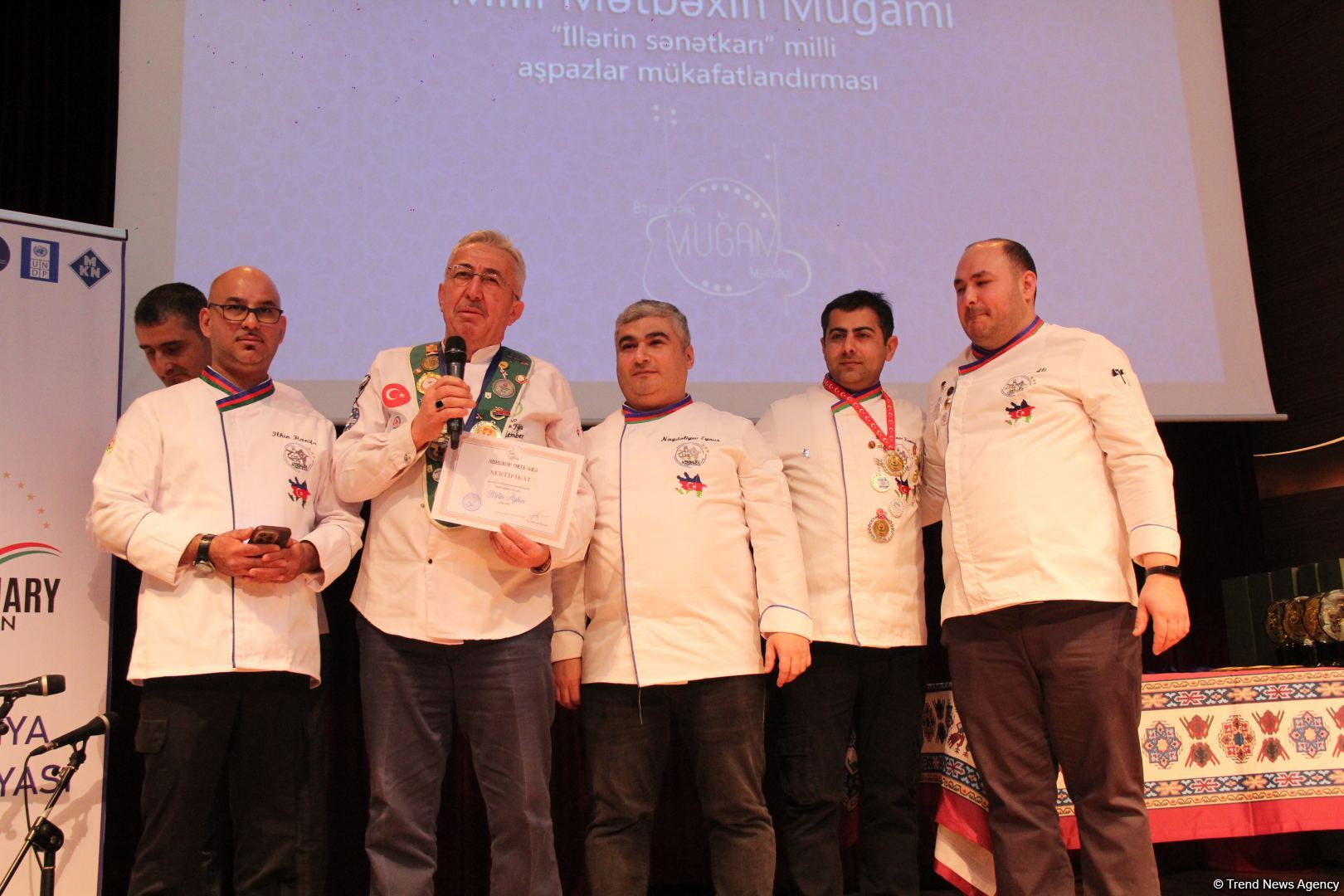 “İllərin sənətkarı” Milli Aşpazlar mükafatına həsr olunmuş “Milli Mətbəxin Muğamı”nın təqdimat mərasimi olub (FOTO)