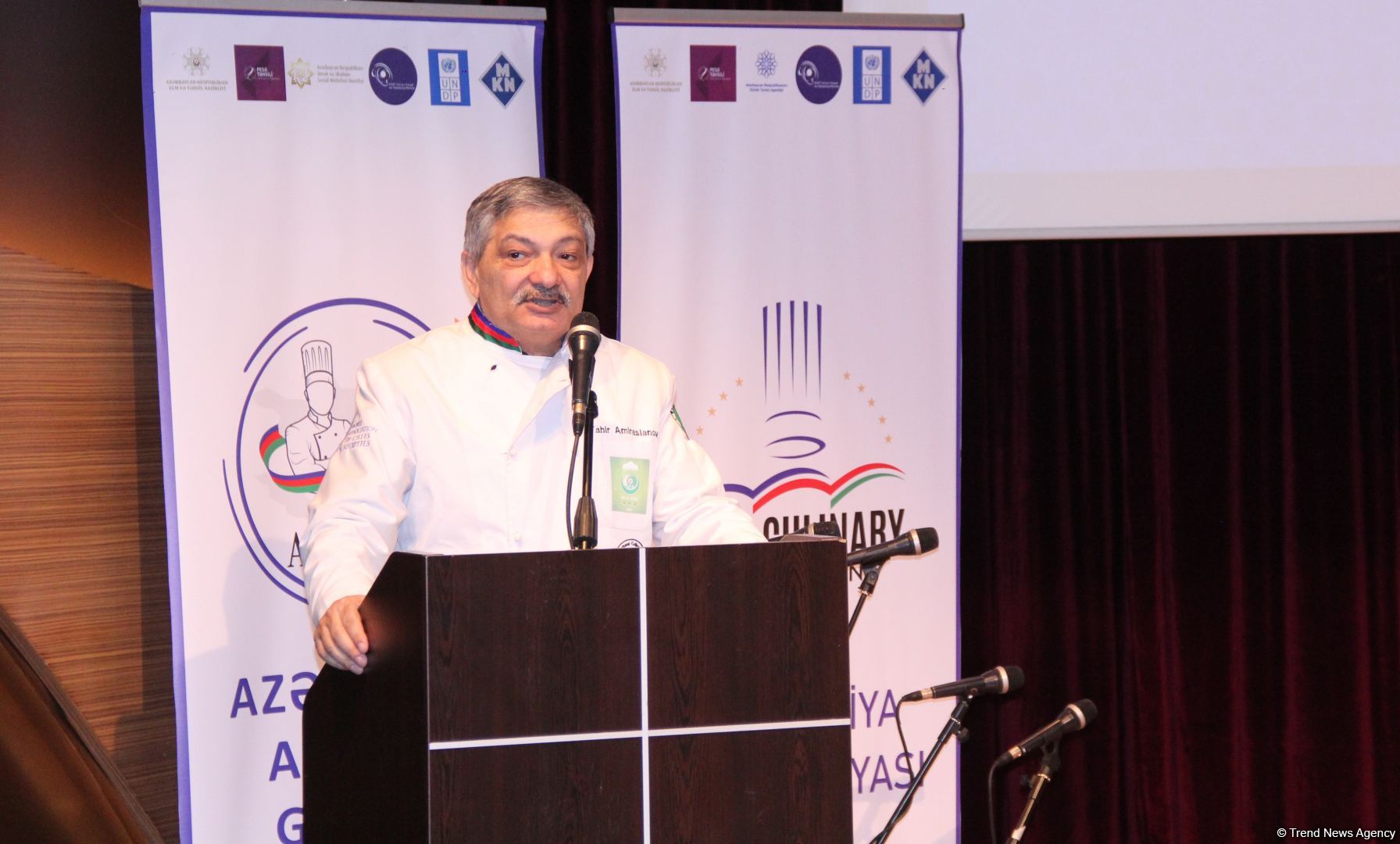 “İllərin sənətkarı” Milli Aşpazlar mükafatına həsr olunmuş “Milli Mətbəxin Muğamı”nın təqdimat mərasimi olub (FOTO)