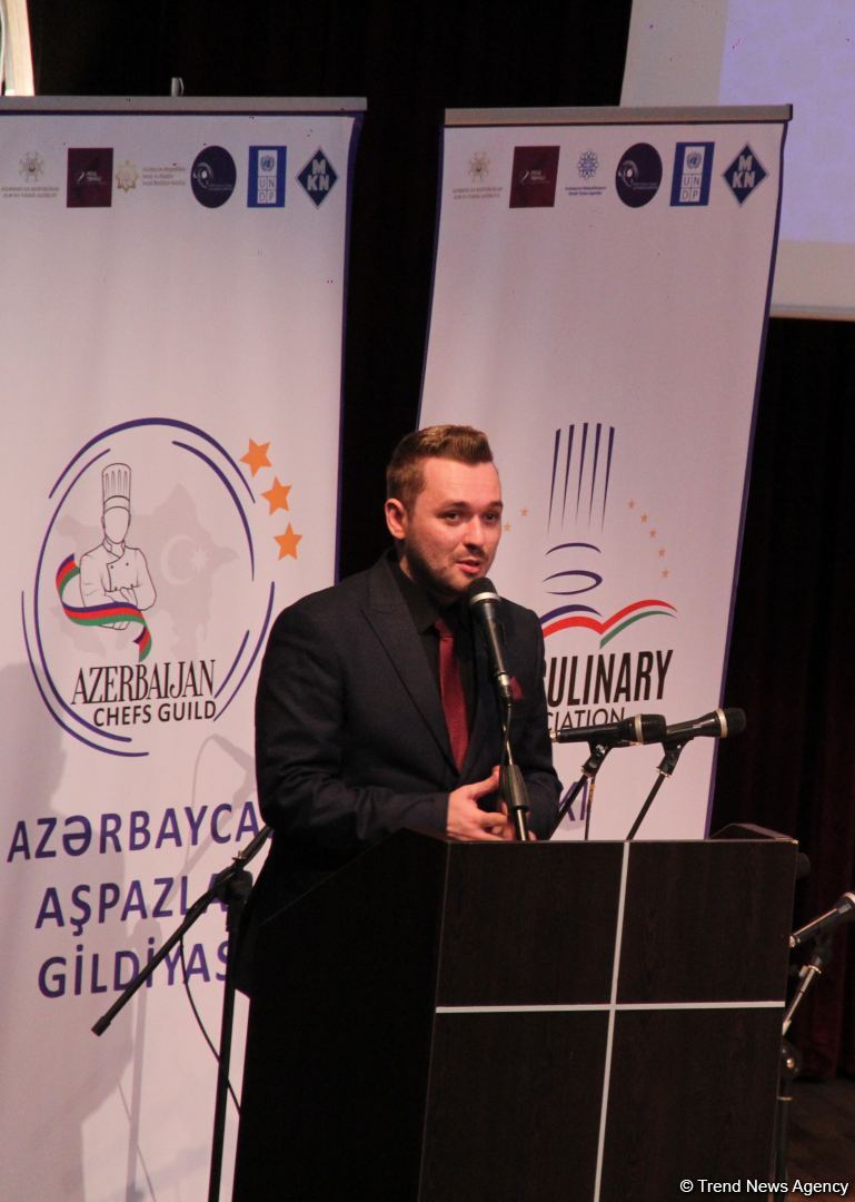 “İllərin sənətkarı” Milli Aşpazlar mükafatına həsr olunmuş “Milli Mətbəxin Muğamı”nın təqdimat mərasimi olub (FOTO)