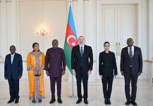 Prezident İlham Əliyev Anqolanın Azərbaycanda yeni səfirinin etimadnaməsini qəbul edib (FOTO/VİDEO) (YENİLƏNİB)